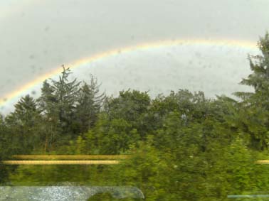 Regenbogen zwischen Basel und St Gallen